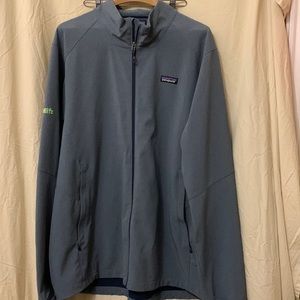 Patagonia men’s jacket with logo on sleeve